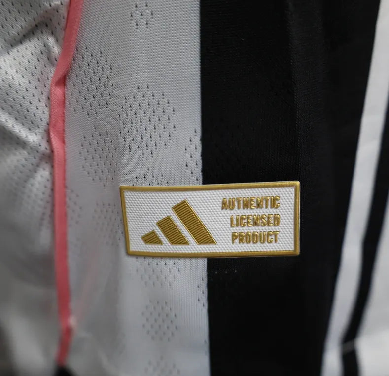 Player Version 25/26 Juventus Home Jersey