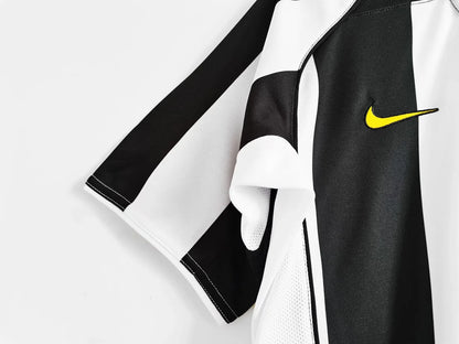 2004-05 Juventus Retro Jersey Home