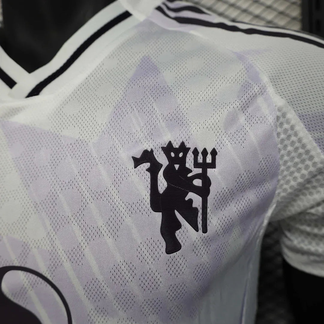 Manchester United Away Football Shirt 2025/2026 Player Version