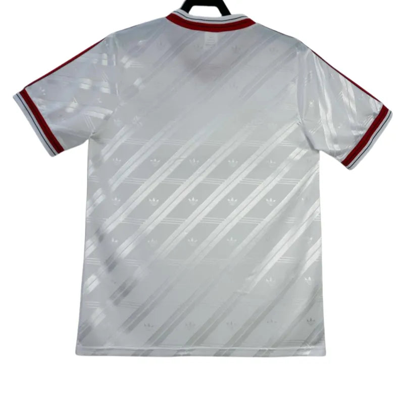 Retro Manchester United Away Football Shirt 1986/1988
