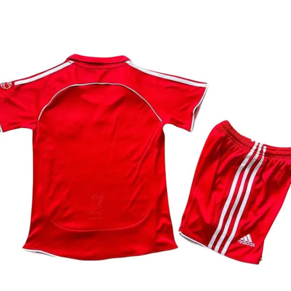 Retro Liverpool Home Football Shirt Kids 2006/2007