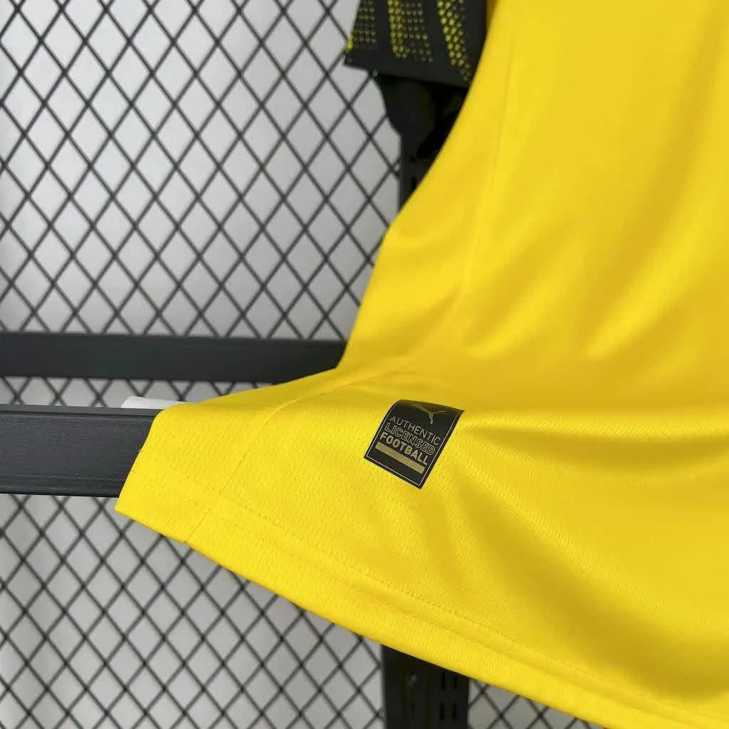 25-26 Borussia Dortmund Home Jersey