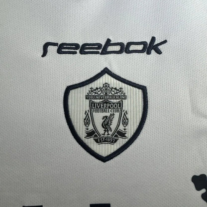 Retro Liverpool Away Football Jersey 2001/2002
