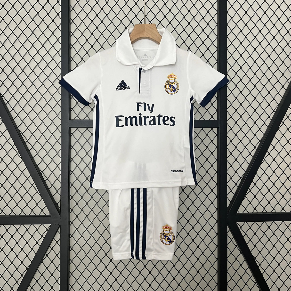 Real Madrid 16-17 Home Retro Kid Kits Jersey