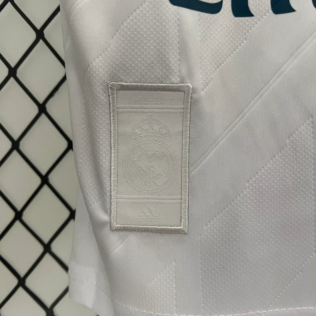 Real Madrid 17-18 Home Retro Kids Kit Soccer Jersey