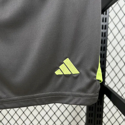 Bayern Munich 2025-26 Blackn Goalkeeper Kids Kit