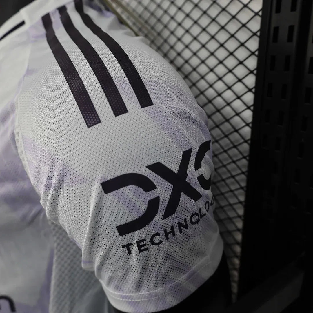 Manchester United Away Football Shirt 2025/2026 Player Version